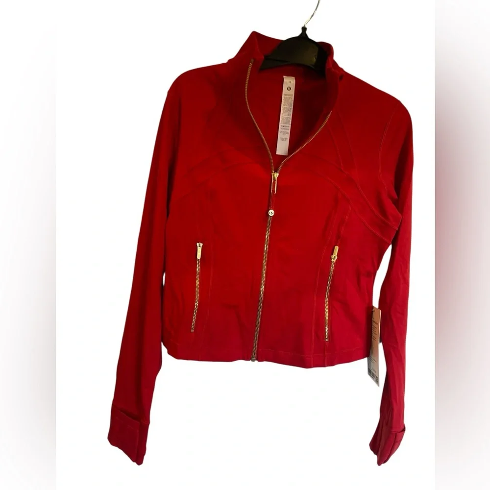 NWT Lululemon define cropped jacket nulu NY OXFORD RED Size 10